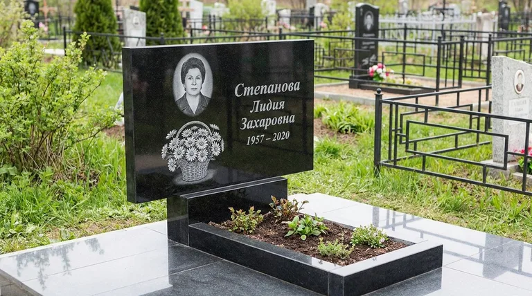 Памятник с гравировкой ромашек — выполненная работа «Степанова» в Омске