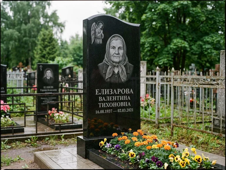 Памятник с гравировкой ангела — гравировка ангела с голубем по диагонали стелы, работа «Пантелеева» в Омске