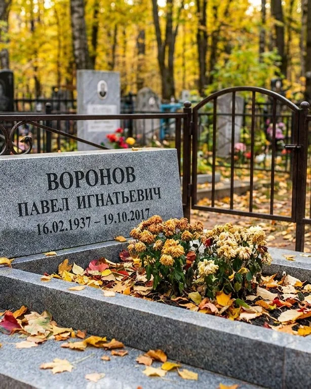 Премиум-комплекс под ключ с крестом и скамьёй в Омске