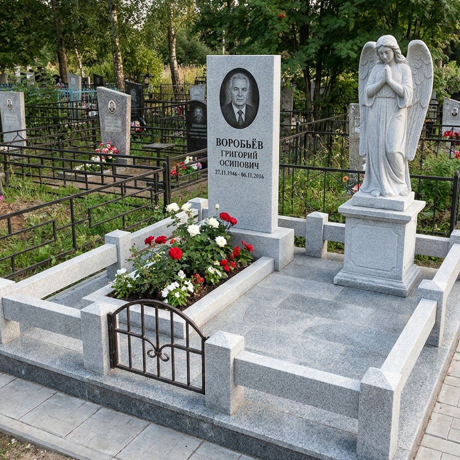 Пример дизайна: Памятник со скульптурой ангела из серого гранита — фото и цена